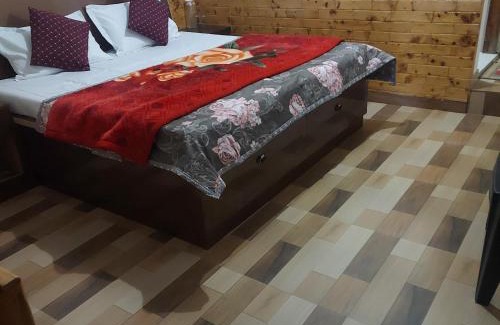 Theog Casa | Mount Paradise Inn Homestay