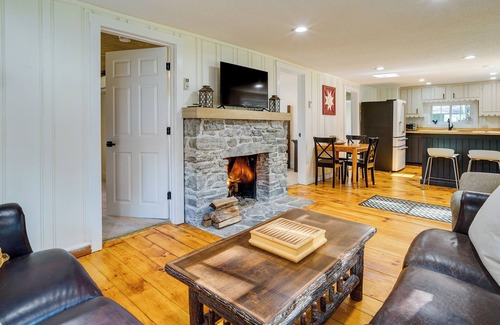 Wardsboro Casa | 'Mount Pine' Getaway Near Green Mtn Nat'l Forest!
