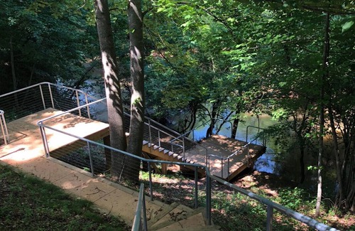 Keene Casa | Mount Pleasant Manor with pool