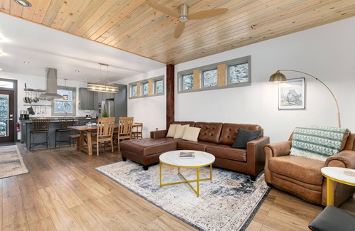 Downieville-Lawson-Dumont Casa | Mountain House Dumont: Upscale Mountain Home! Near skiing, rafting, fishing!