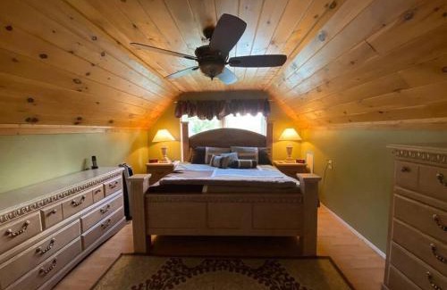 Johnsburg Casa | Mountain Adventure Ski Chalet near Gore
