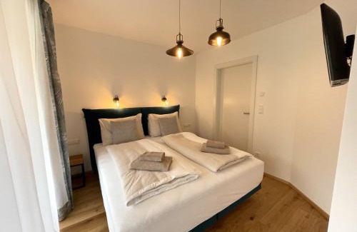 Groebming Apartamento | Mountain Art Apartment - by myNests