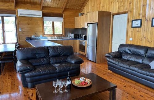 Mountain Bay Casa | Mountain Bay Log Home