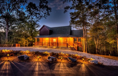 Blue Ridge Casa | Mountain Bear Lodge by Escape to Blue Ridge