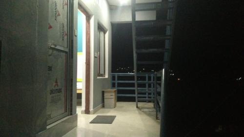 Karnaprayag Casa | Mountain Berry Cafe and Homestay