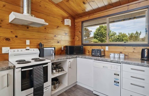 Springfield Casa | Mountain Bike Retreat | Top Location with Spa Pool