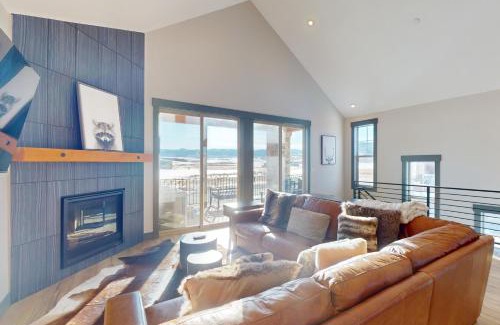 Grand Elk Ranch Casa | Mountain Bliss Retreat in Granby