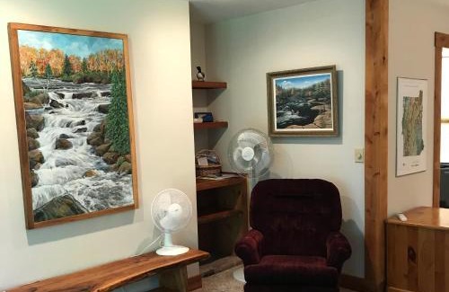 Warren Apartamento | Mountain Breeze Getaway Condos