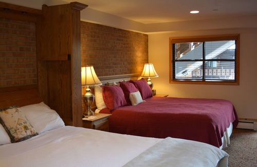 Downtown Hotel | Mountain Chalet Aspen
