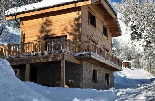 Pra Loup Chalet De Esquí | Mountain chalet near the ski lift at Praloup 1500 in the southern alps