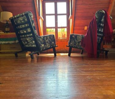 Santo Domingo Chalet De Esquí | Mountain Chalet with Valley View