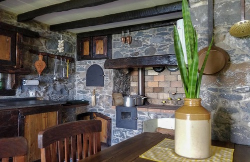 Calheta Cabaña | Mountain Cottage - Away from it all!