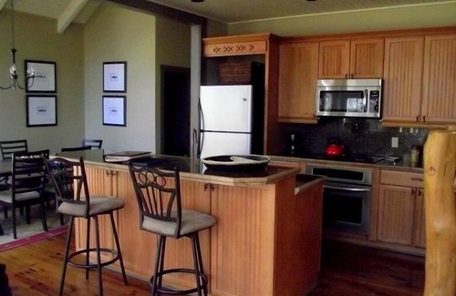 Lake Toxaway Cabaña | Hermosa casa en residencial privado Catatoga Comunidad.