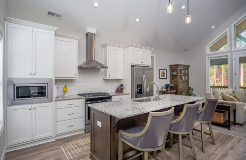 The Arbor Casa | Mountain Days at Lake James | Pet Friendly, Gas Grill & Fire Pit