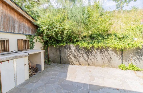 Fiscal Apartamento | Mountain Escape for Families & Friends in Pyrenees
