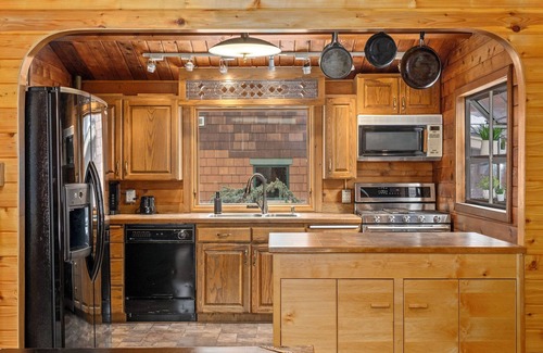 Snowbird Cabina | Mountain Family Cabin w/ 4 bedrooms & pool table