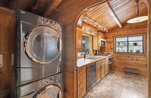 Snowbird Cabina | Mountain Family Cabin w/ 4 bedrooms & pool table
