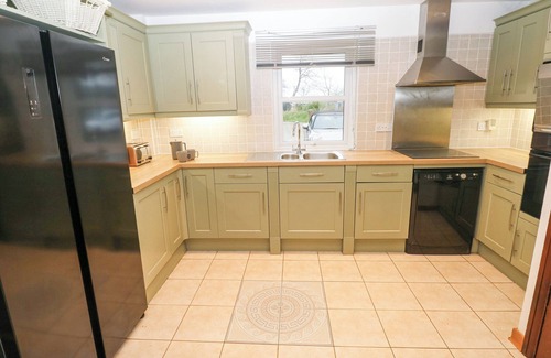 Haverfordwest Cabaña | Mountain Farm