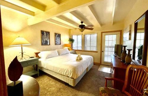 Mount Ida Casa | Mountain Harbor Lodge cottage on Lake Ouachita