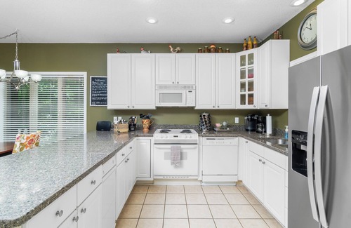 Mount Ida Condominio | Mountain Harbor Resort Condo 2Bed 2Bath. Large Screen Deck. Pool 2-minute walk