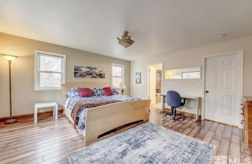 Verdi Casa | Mountain Hideaway-5 Beds-Perfect for Group Retreat