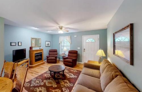 Trenton Casa | Mountain Hideaway at Cabins in the Clouds