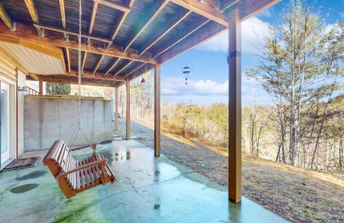 Almond Casa | Mountain Hideaway