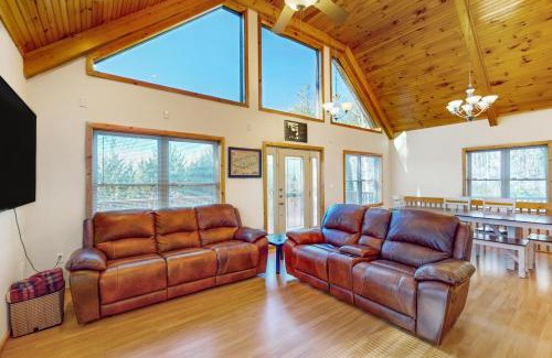 Almond Casa | Mountain Hideaway