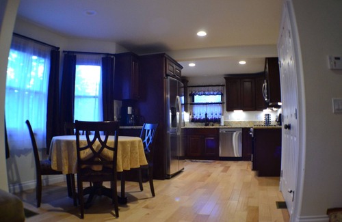 Wrightwood Casa | Encanto de casa de montaña con hermoso interior