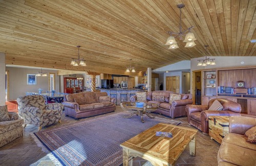 Del Norte Casa | Mountain home with indoor private pool, sauna, 360-degree mountain views