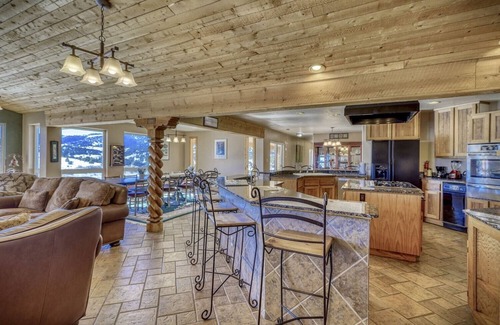 Del Norte Casa | Mountain home with indoor private pool, sauna, 360-degree mountain views