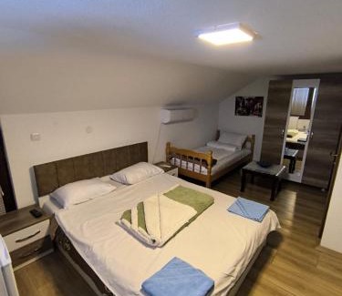 Brezovice Apartamento | Mountain House - Brezovica