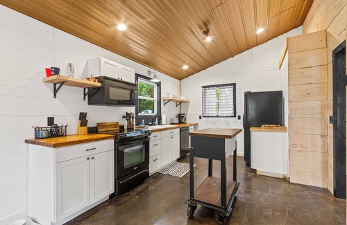 Young Harris Casa | Mountain / Lake Escape in Lake Chatuge