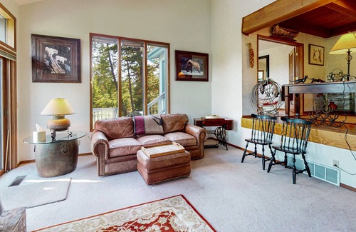 Kalispell Casa | Mountain- & lake-view retreat with private sauna, media room, deck & large yard