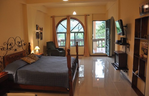San Jerónimo Cabina | Mountain Lodge CheTica