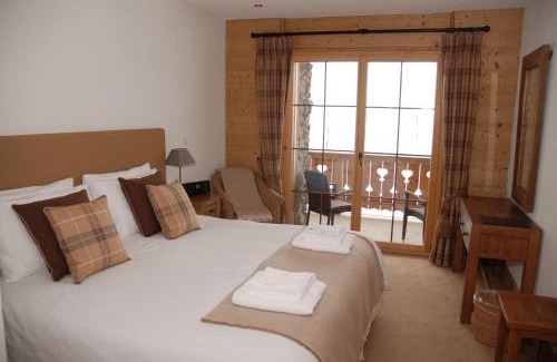 Val d'Illiez Hotel | Mountain Lodge, Les Crosets