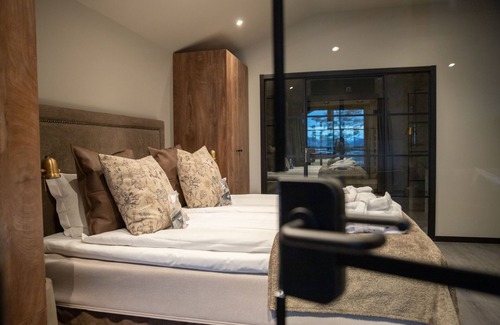 Stoten Hotel | Mountain Lodge