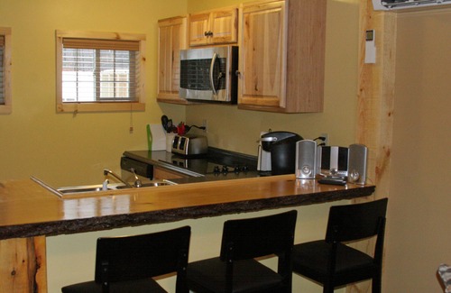 Intervale Condominio | Mountain Lodge Style Condo Suite - 5 minutos de Storyland / North Conway