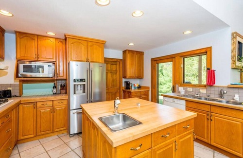 Marshall Casa | Mountain Luxury Villa at Stony Woods near Asheville Pet Friendly