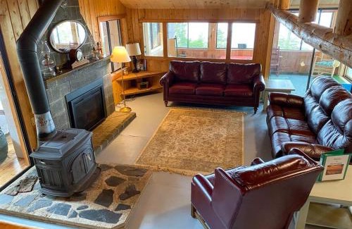 Millinocket Casa | Mountain Majesty - Katahdin View & Soft Sand Beach