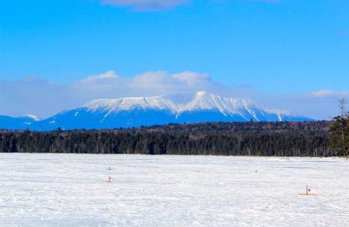 Millinocket Casa | Mountain Majesty - Katahdin View & Soft Sand Beach