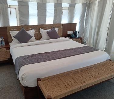 Bedla Hotel | Mountain Meadows By Badi Meadows