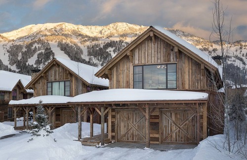 Teton Village Villa | Lodge moderno de montaña en la base de Jackson Hole