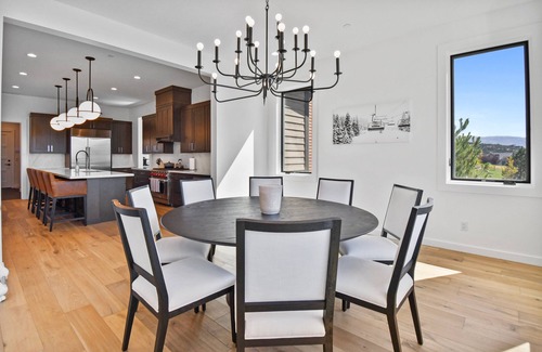 Heber Casa | Mountain Modern luxury in Red Ledges, Min 90 Day Stay