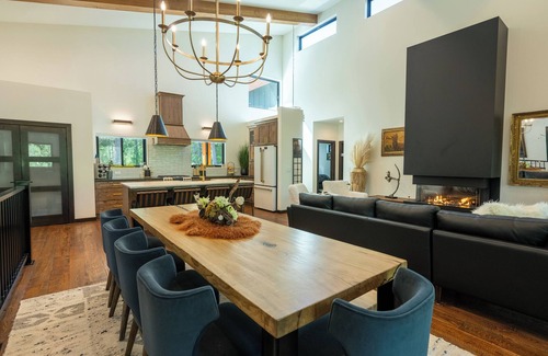 West Glacier Casa | Mountain Modern River Retreat one mile from Glacier Park & 30 mi from Whitefish!