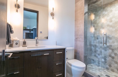 Ponderosa Palisades Casa | Mountain Modern with privacy and views in gated community