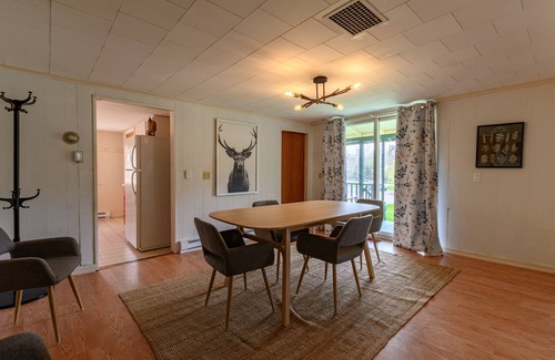 Bakers Mills Casa | Mountain Retreat: 4BR with Office, 1GB Internet, next to Adventures and More.
