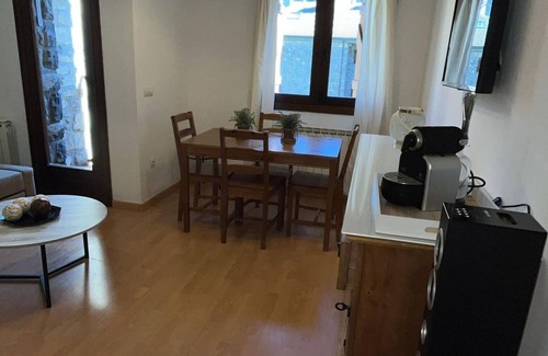 Villanua Apartamento | Apartamento acogedor en Villanúa, cerca de las cuevas de Las Guixas