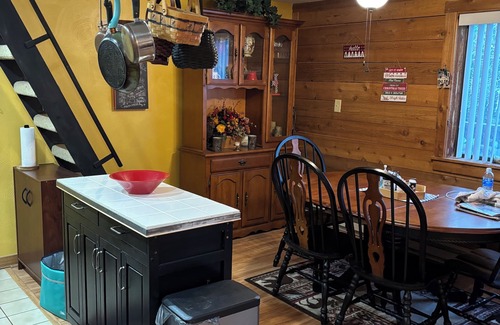 Hidden Valley Condominio | Mountain Retreat-Hidden Valley Resort-3 bdrm, sleeps 10