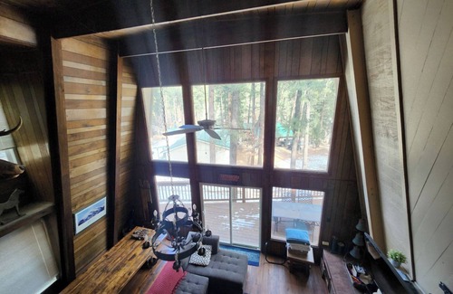 Ruidoso Chalet De Esquí | Mountain Retreat ~ Hot Tub ~ Pool Table ~ 5 bed/4bath - 17 pple!